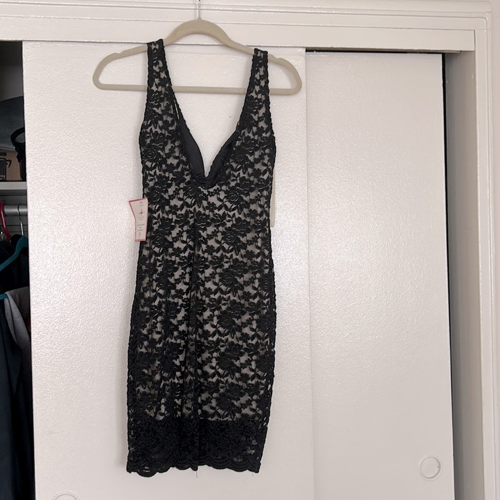 Black lace MIDI dress.